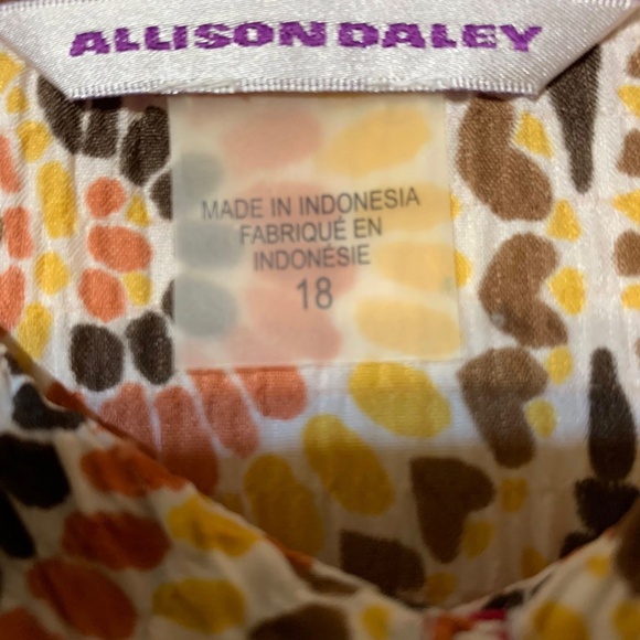 Allison Daley Blouse - Picture 3 of 4